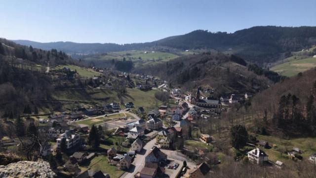 Appartamento Chez Michel Le Bonhomme Esterno foto